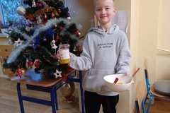  16.12.2022 Prezentacja w ramach SKUZ-u przyrodniczego - największe i najdziwniejsze owoce na świecie. Ignacy Połącarz uczeń kl. II SP. Koordynatorzy p. Czapla i p. Zieleńska - Bensz
